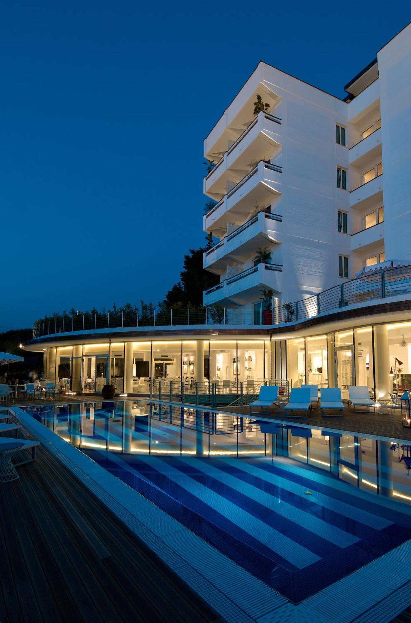 Mondial Resort & Spa Marina di Pietrasanta Exterior foto